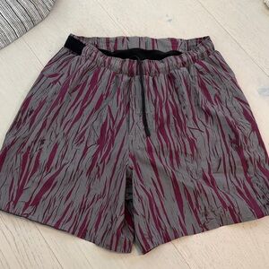 Rare Lululemon Labs Athletic Shorts - Men’s Small